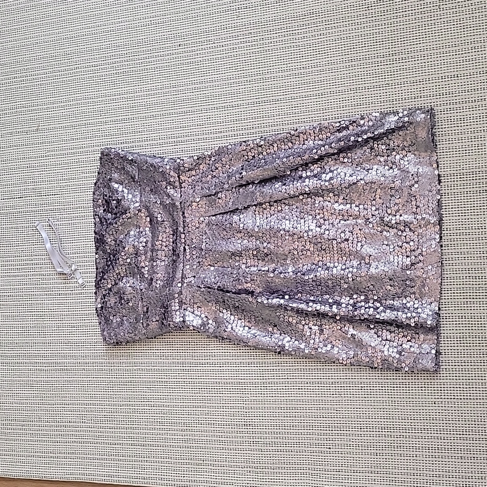 BCBGMaxazria sequin dress size 6
